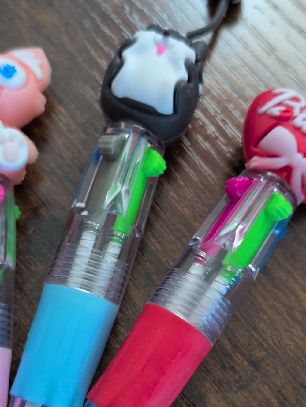3 Cute Multi-Color Character Multi-Pen Set - Picture 3 of 4